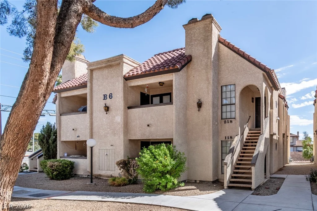 1751 Reno, Las Vegas, NV 89119