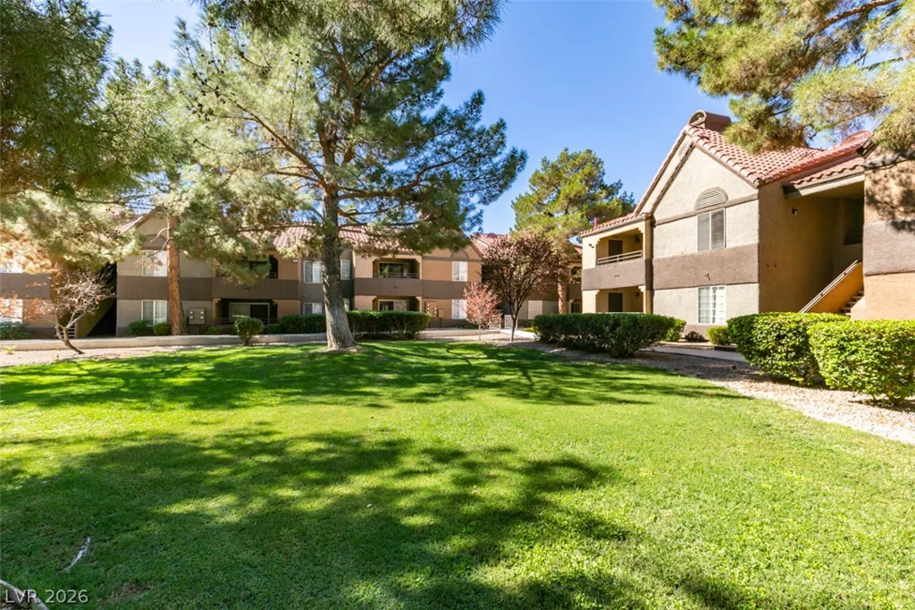2200 Fort Apache, Las Vegas, NV 89117