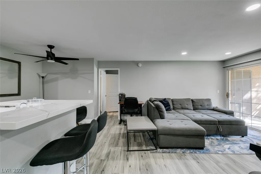 2200 Fort Apache, Las Vegas, NV 89117