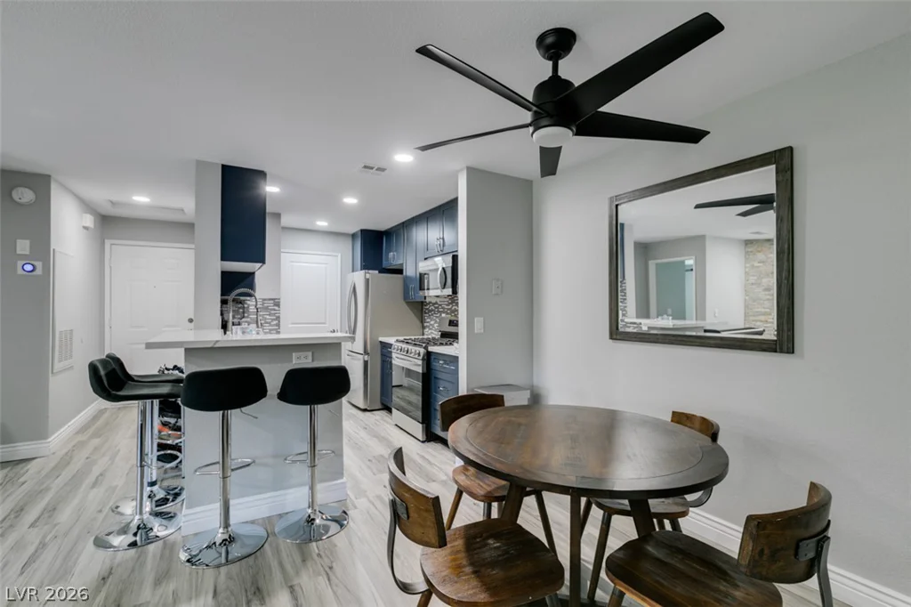 2200 Fort Apache, Las Vegas, NV 89117