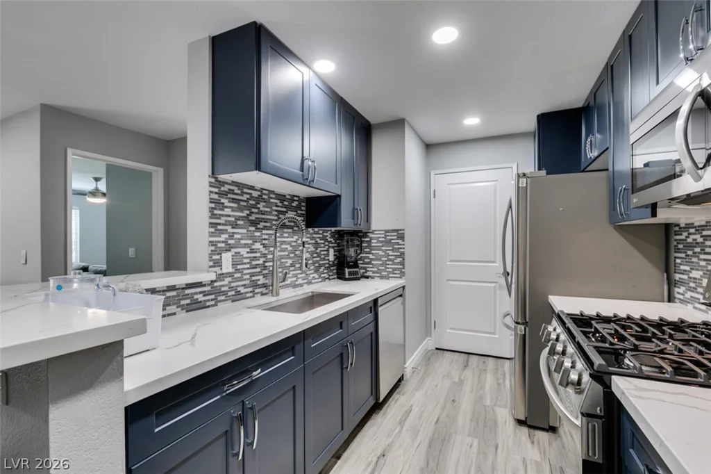 2200 Fort Apache, Las Vegas, NV 89117