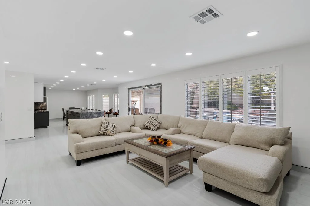9404 Low Tide, Las Vegas, NV 89117