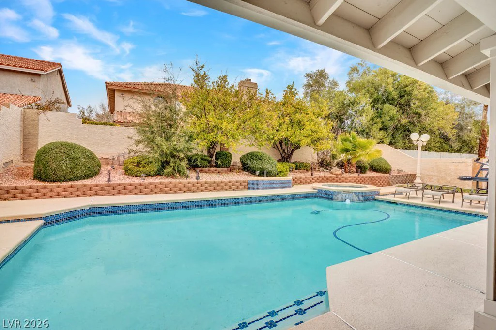 9404 Low Tide, Las Vegas, NV 89117