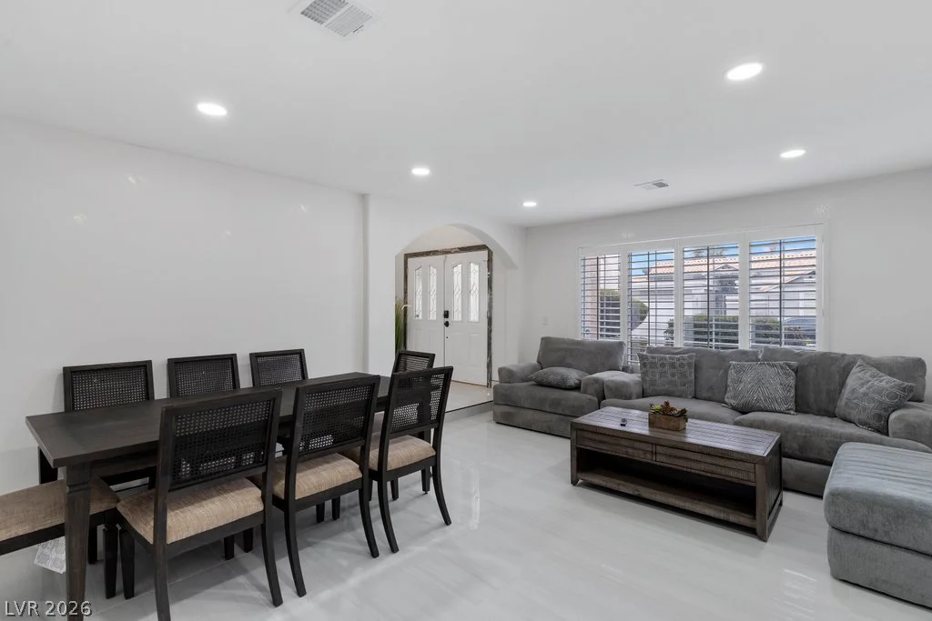 9404 Low Tide, Las Vegas, NV 89117