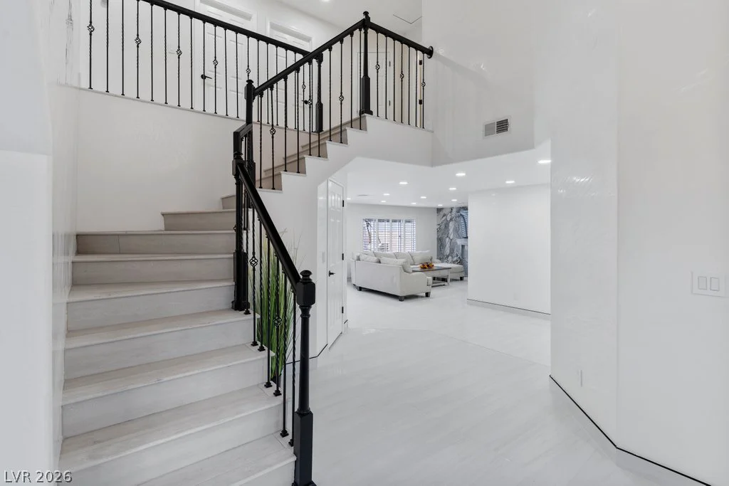 9404 Low Tide, Las Vegas, NV 89117