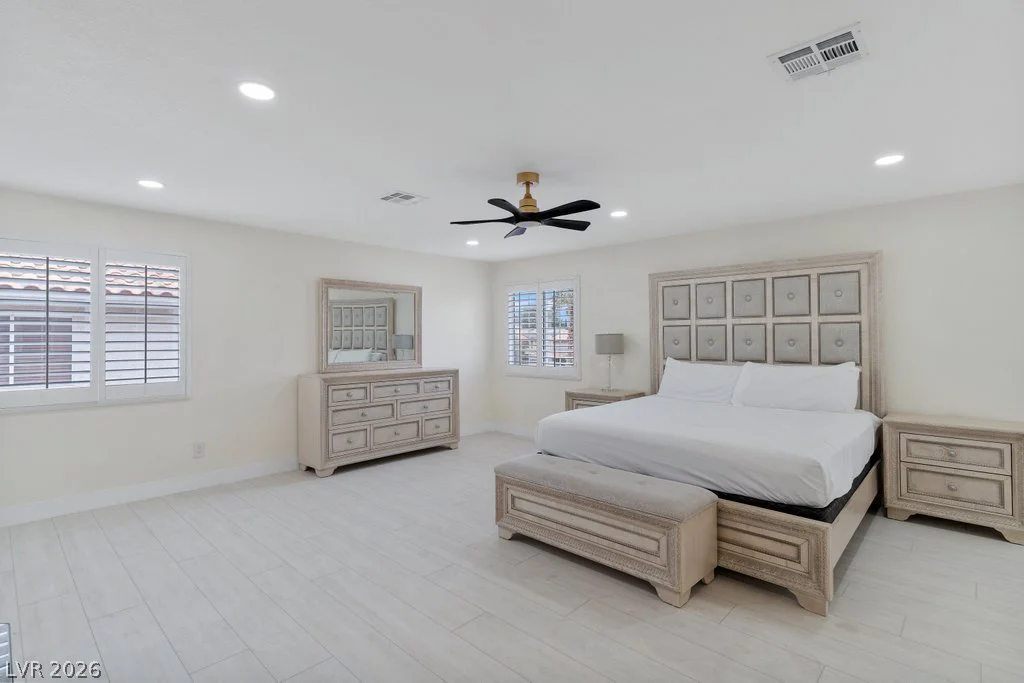 9404 Low Tide, Las Vegas, NV 89117