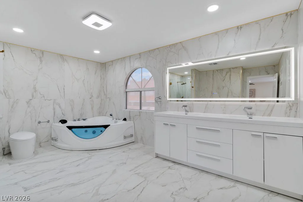 9404 Low Tide, Las Vegas, NV 89117
