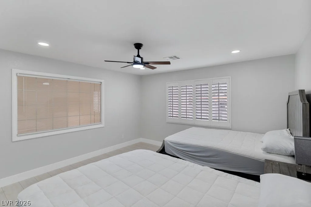 9404 Low Tide, Las Vegas, NV 89117