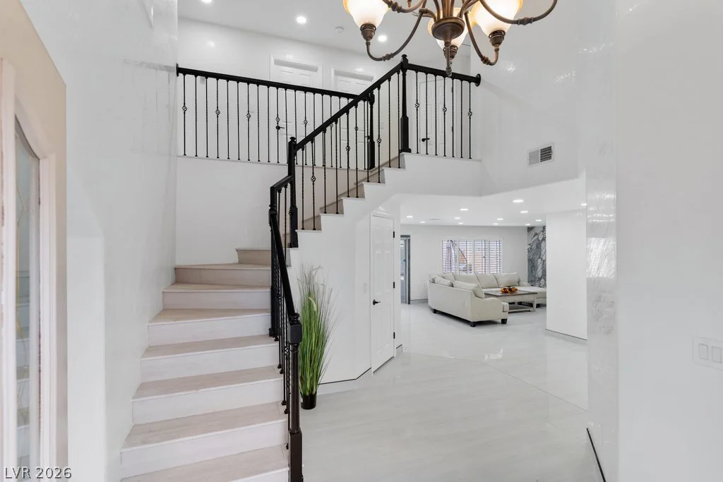 9404 Low Tide, Las Vegas, NV 89117