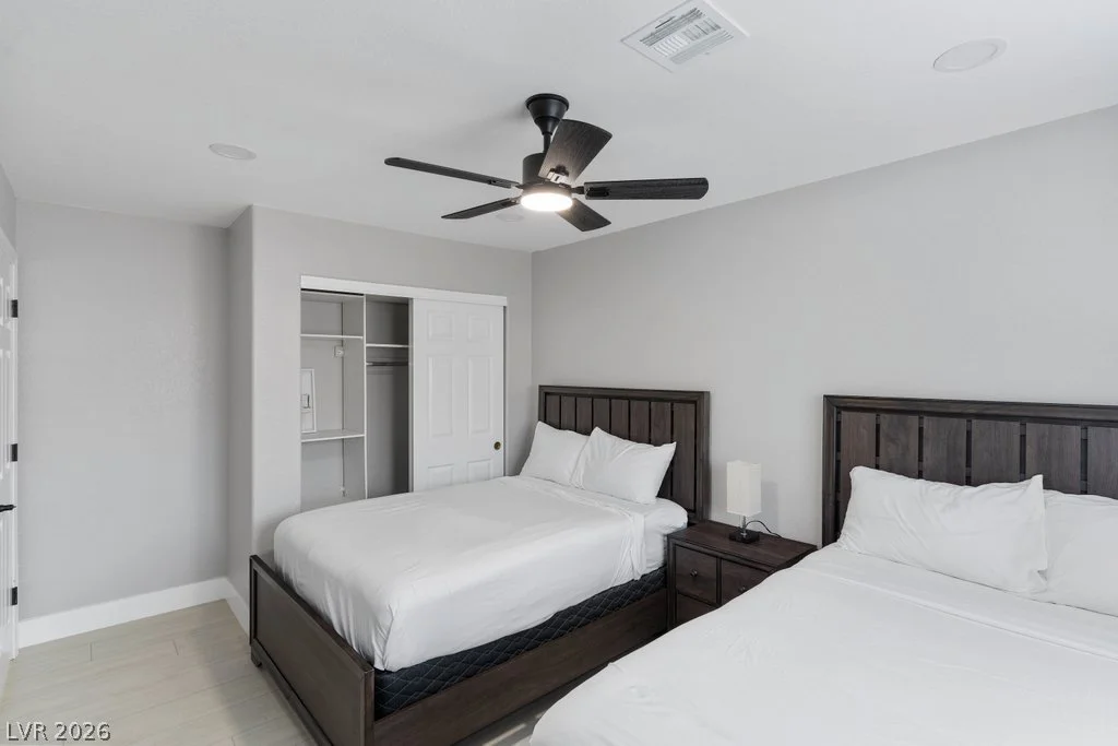 9404 Low Tide, Las Vegas, NV 89117