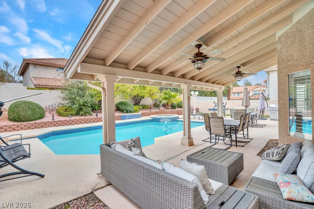 9404 Low Tide, Las Vegas, NV 89117