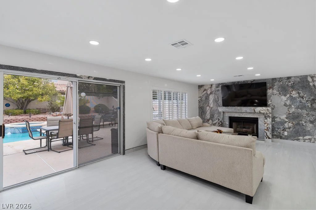 9404 Low Tide, Las Vegas, NV 89117