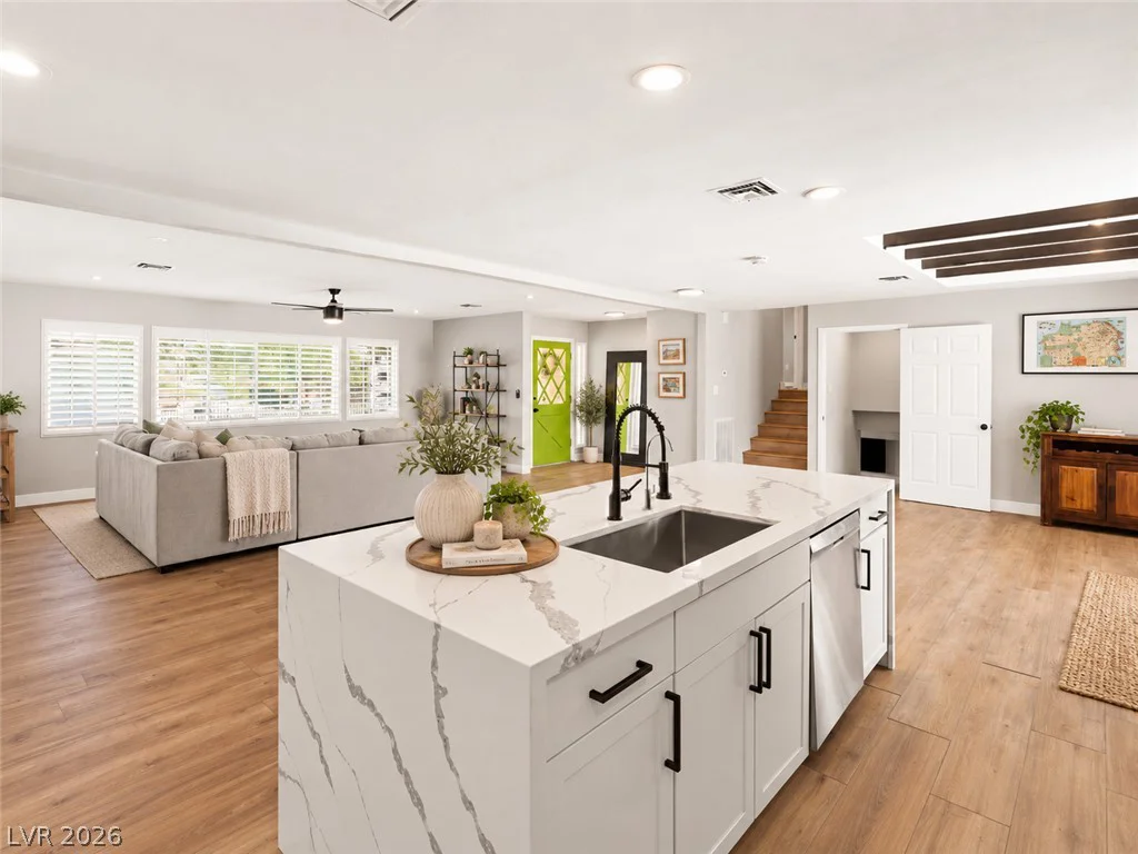 845 Kenny, Las Vegas, NV 89107