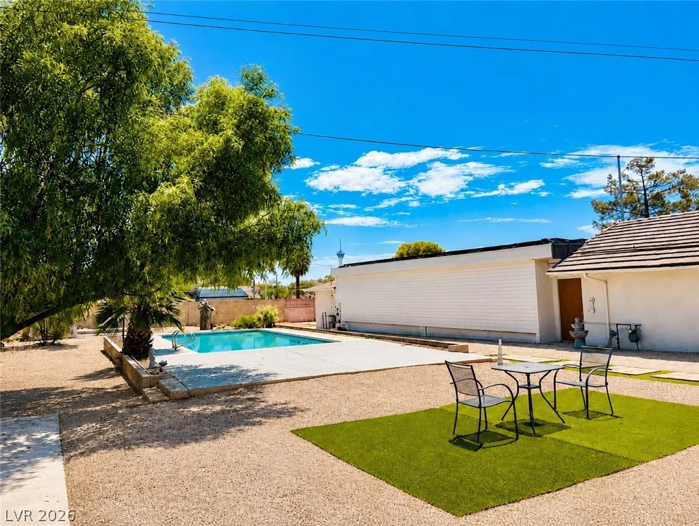 845 Kenny, Las Vegas, NV 89107
