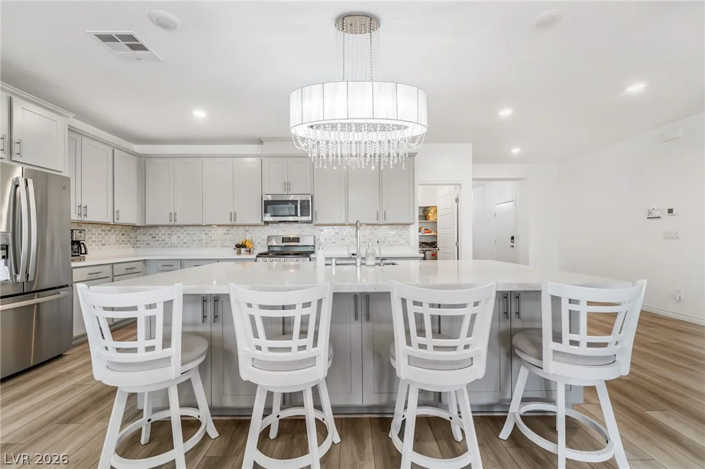 10090 Desert Azure, Las Vegas, NV 89178