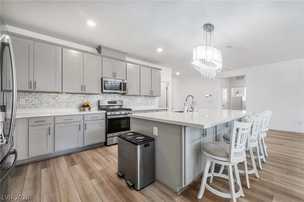 10090 Desert Azure, Las Vegas, NV 89178