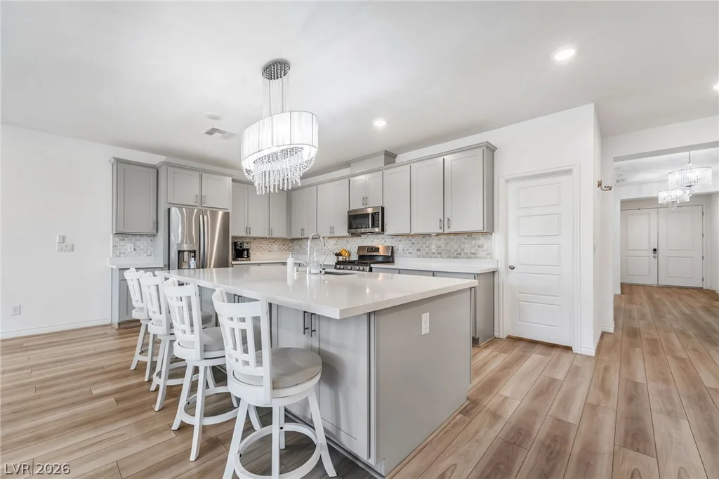10090 Desert Azure, Las Vegas, NV 89178