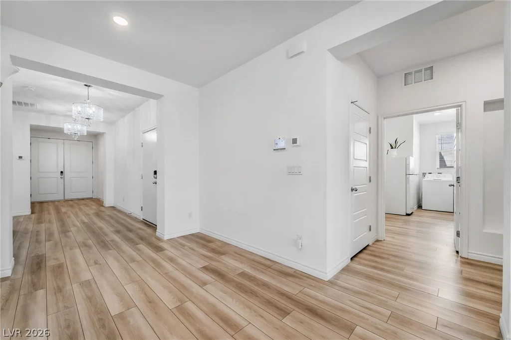 10090 Desert Azure, Las Vegas, NV 89178