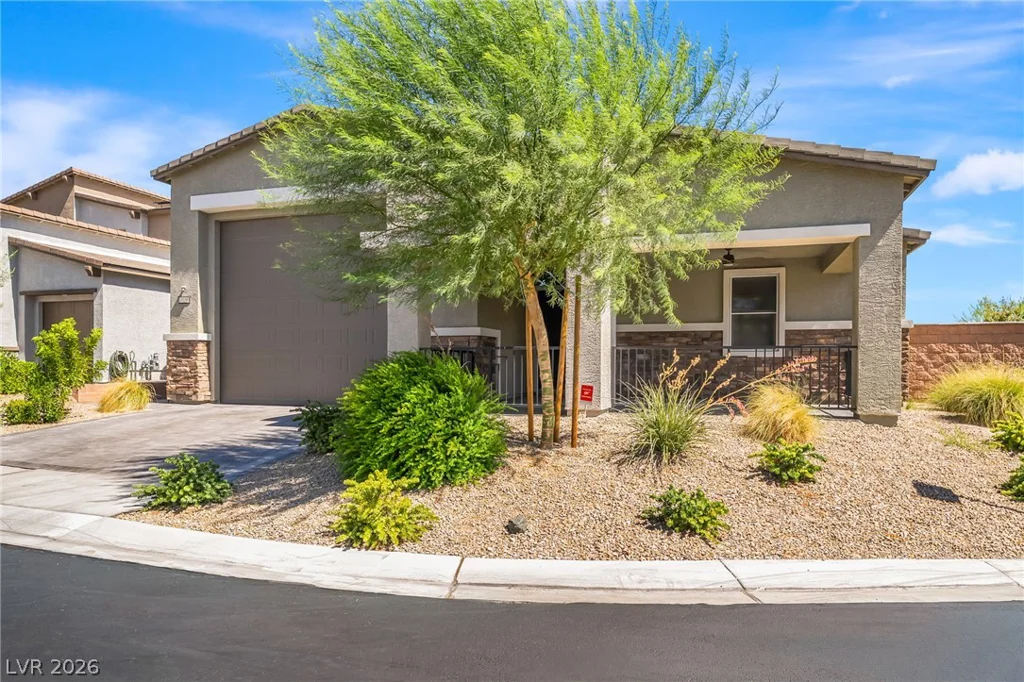10090 Desert Azure, Las Vegas, NV 89178