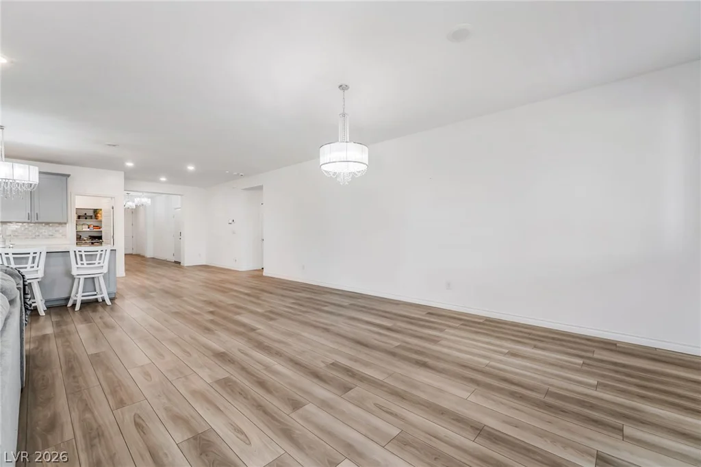 10090 Desert Azure, Las Vegas, NV 89178