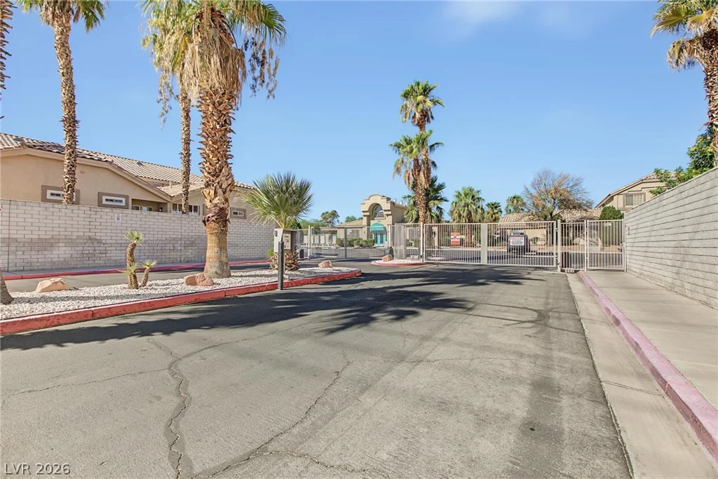 1401 Michael, Las Vegas, NV 89108