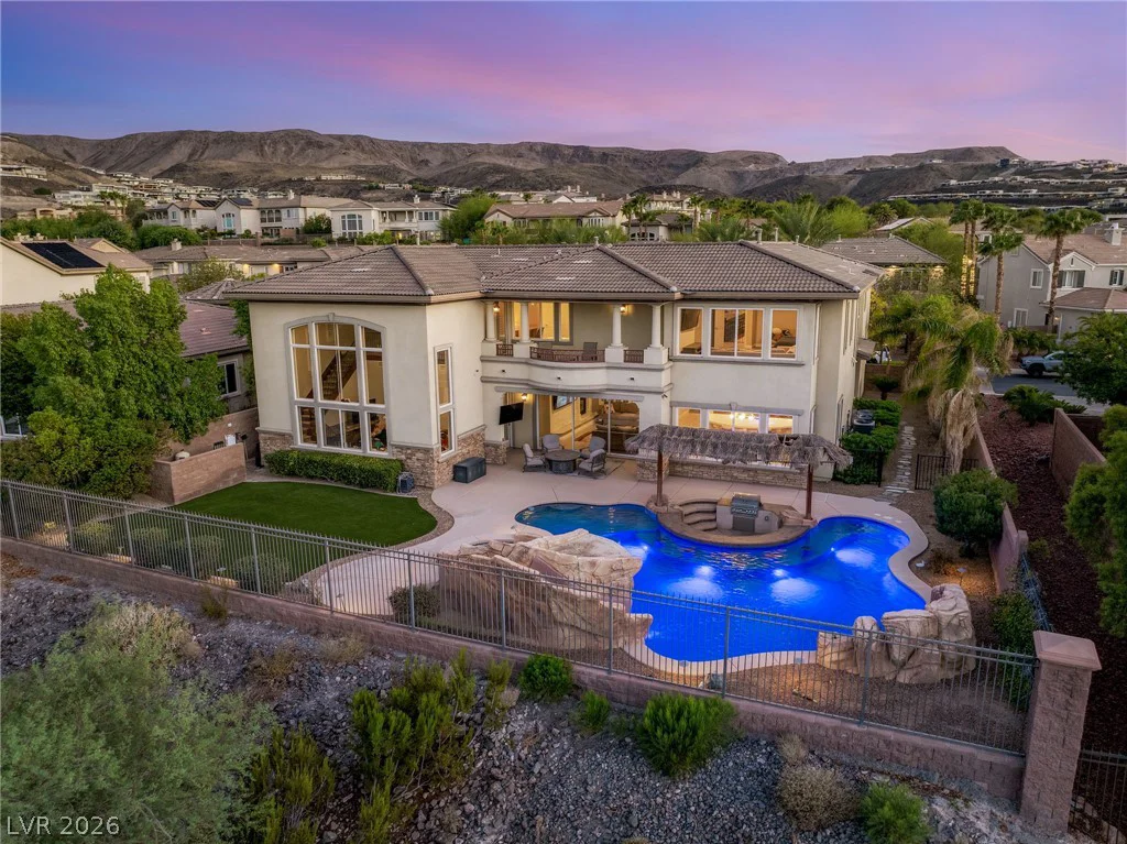 1372 Enchanted River, Henderson, NV 89012