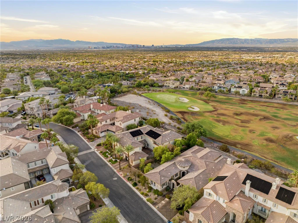 1372 Enchanted River, Henderson, NV 89012