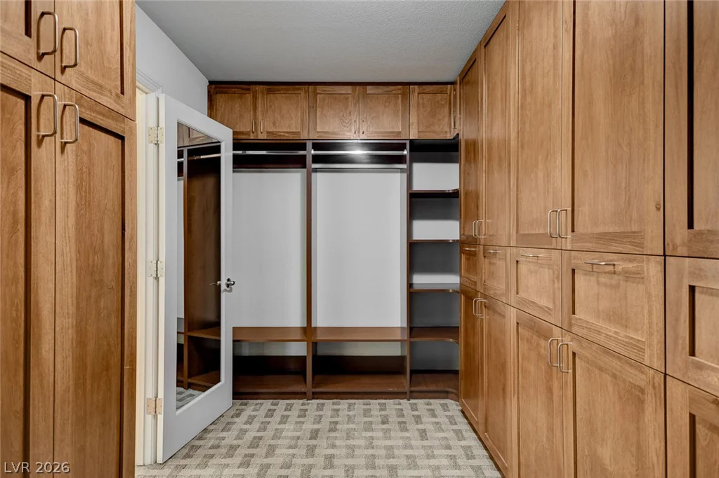 12220 Monument Hill, Las Vegas, NV 89138