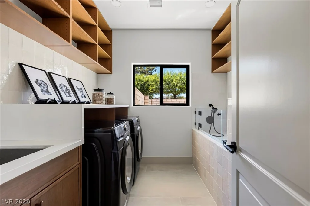 2019 Doral, Henderson, NV 89074