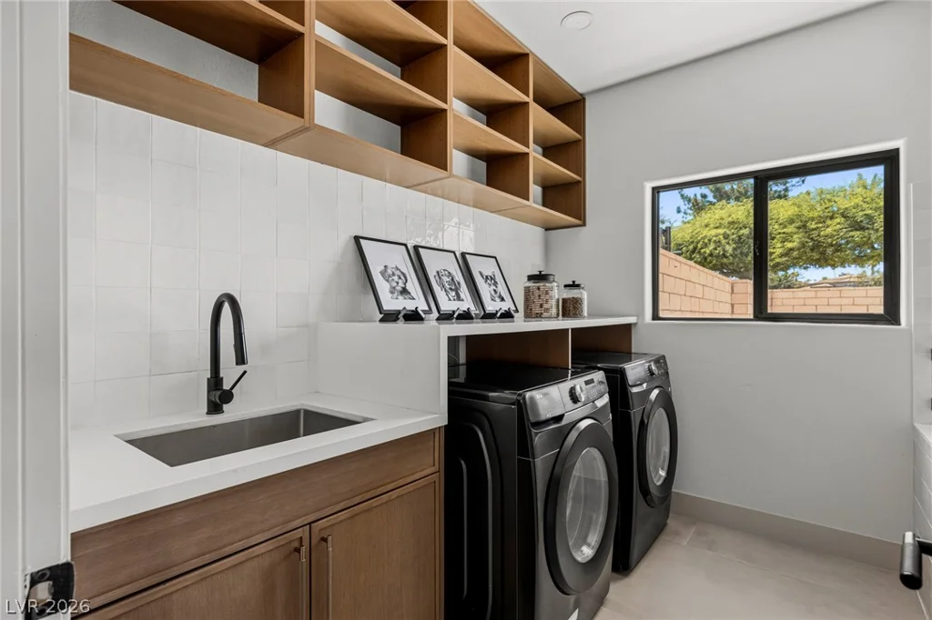 2019 Doral, Henderson, NV 89074