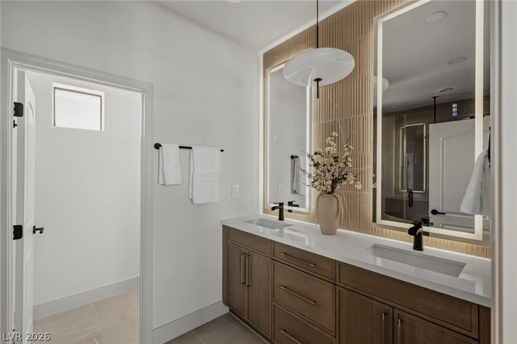 2019 Doral, Henderson, NV 89074