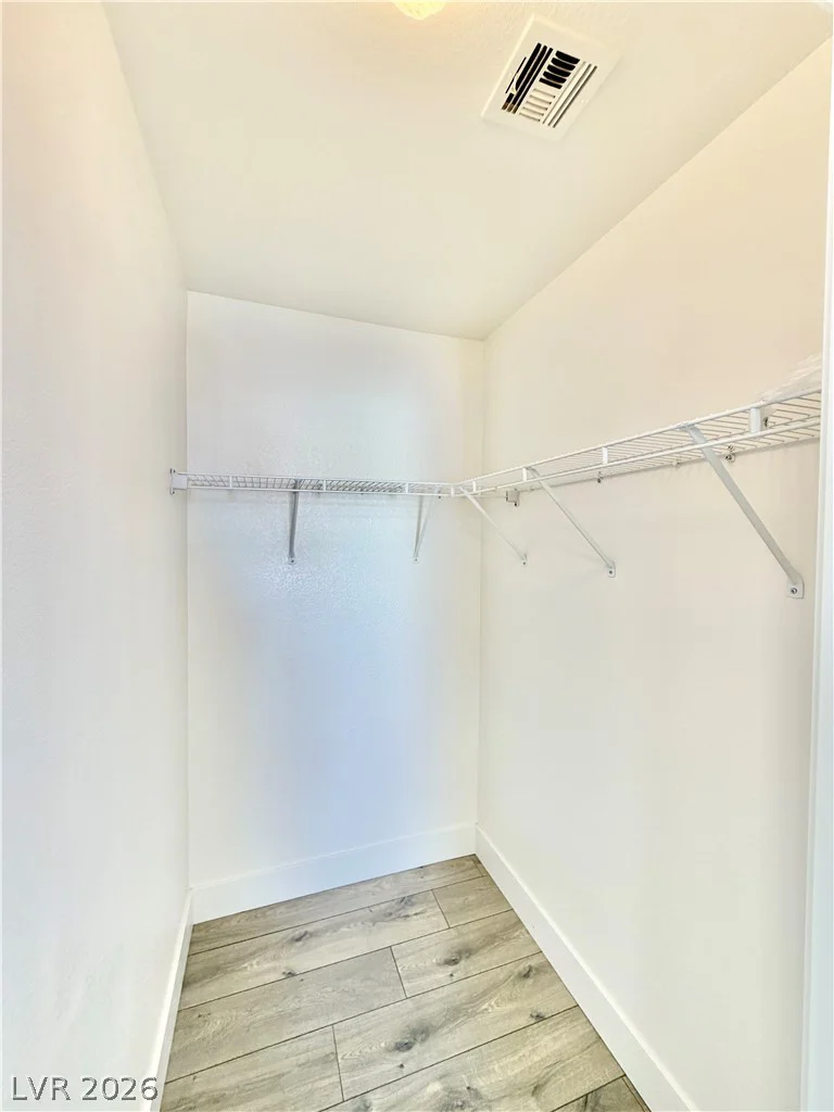 5863 Rose Tiara, Las Vegas, NV 89139