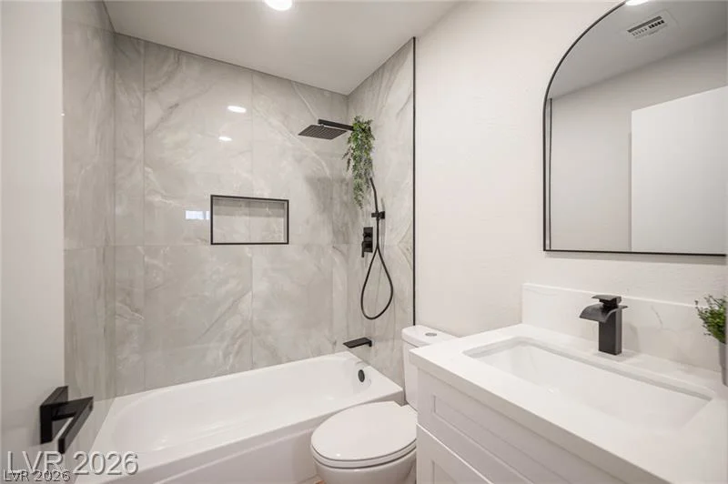 3720 Snorkel, Las Vegas, NV 89108