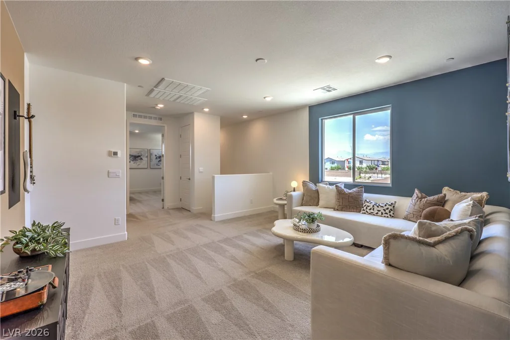 908 Kassie Lake, North Las Vegas, NV 89084