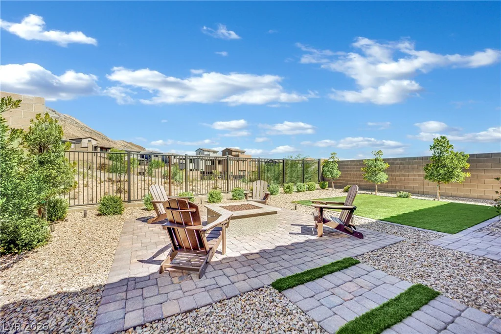 11724 Hatchling, Las Vegas, NV 89138