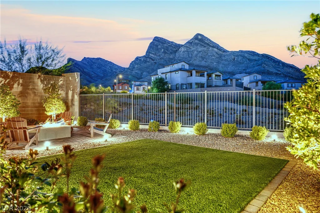 11724 Hatchling, Las Vegas, NV 89138
