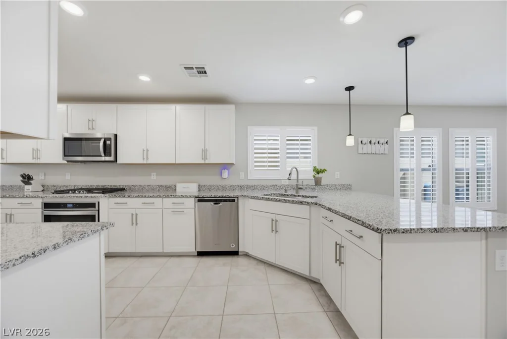 1639 Deep Valley, North Las Vegas, NV 89084