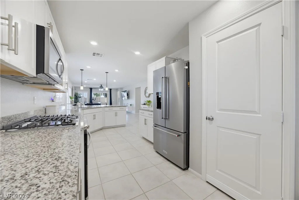 1639 Deep Valley, North Las Vegas, NV 89084