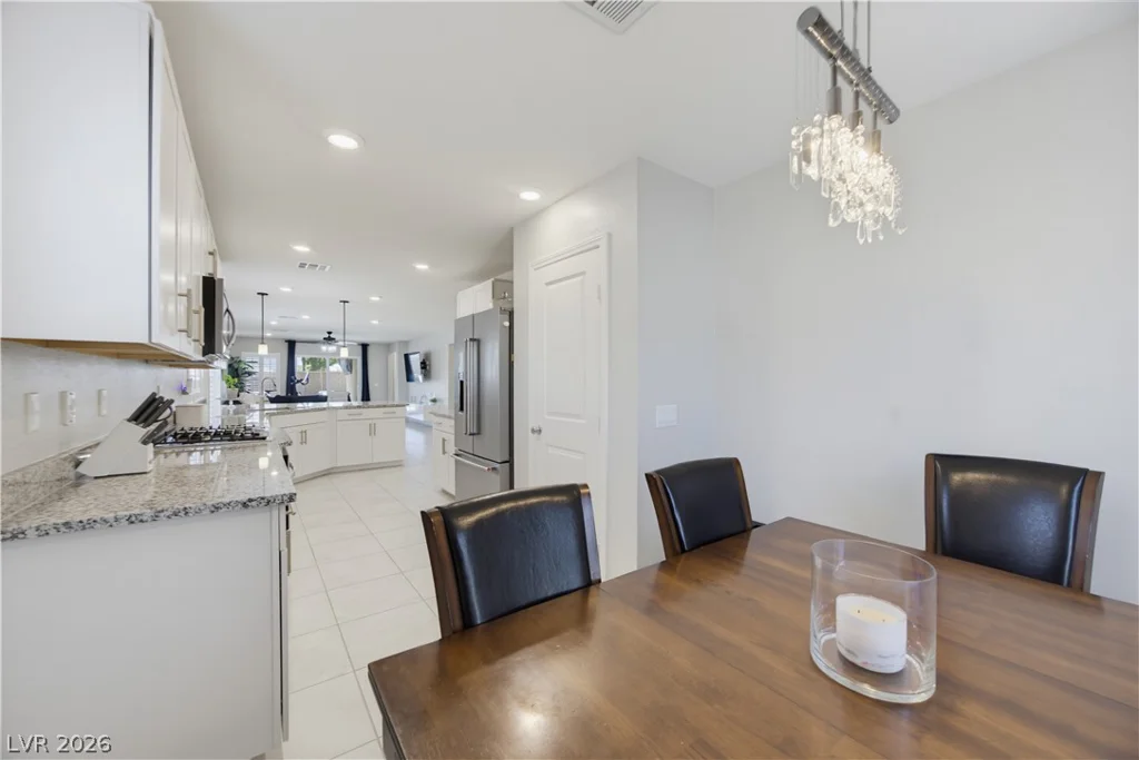 1639 Deep Valley, North Las Vegas, NV 89084