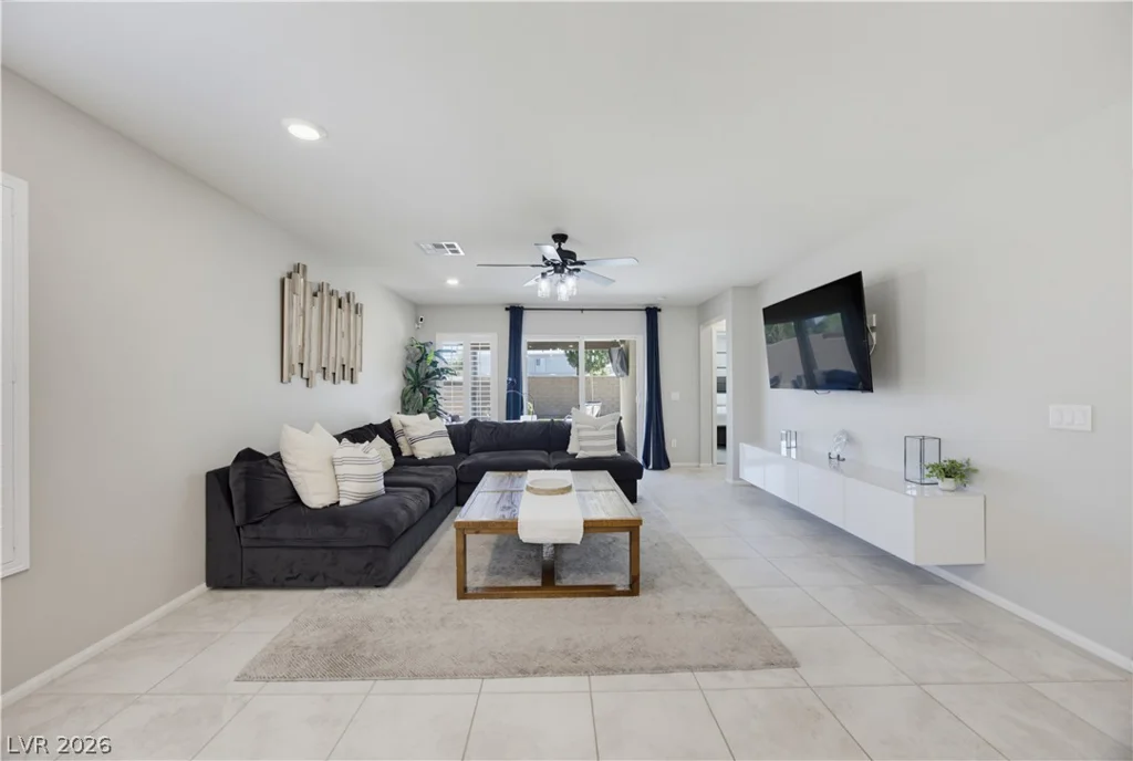 1639 Deep Valley, North Las Vegas, NV 89084