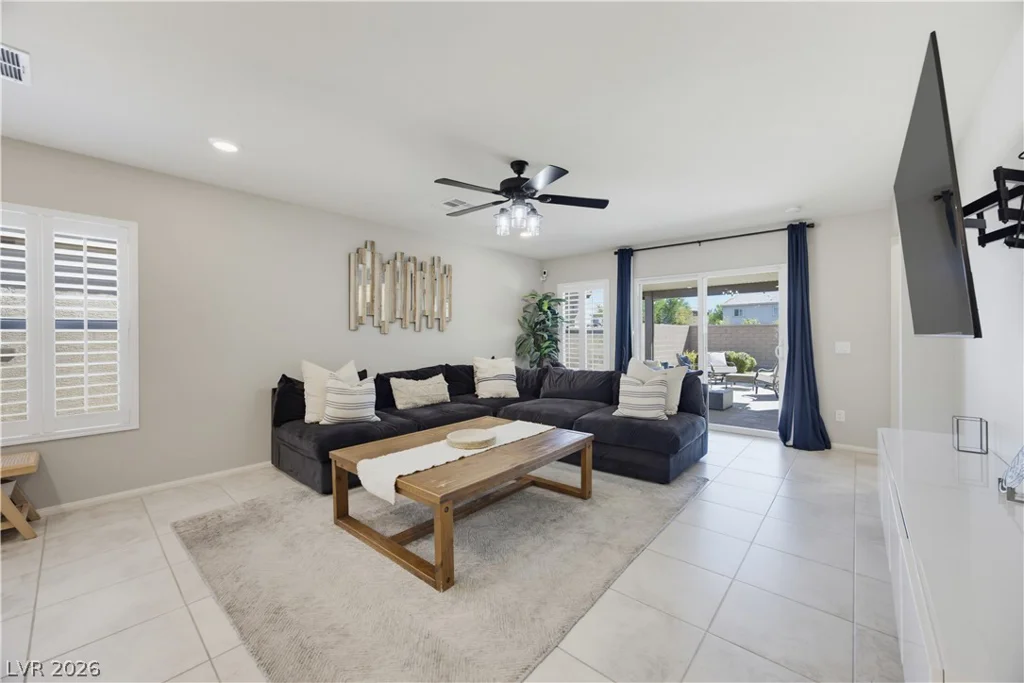 1639 Deep Valley, North Las Vegas, NV 89084