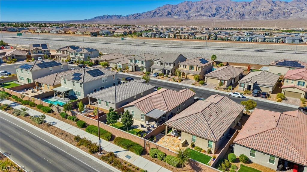 1639 Deep Valley, North Las Vegas, NV 89084