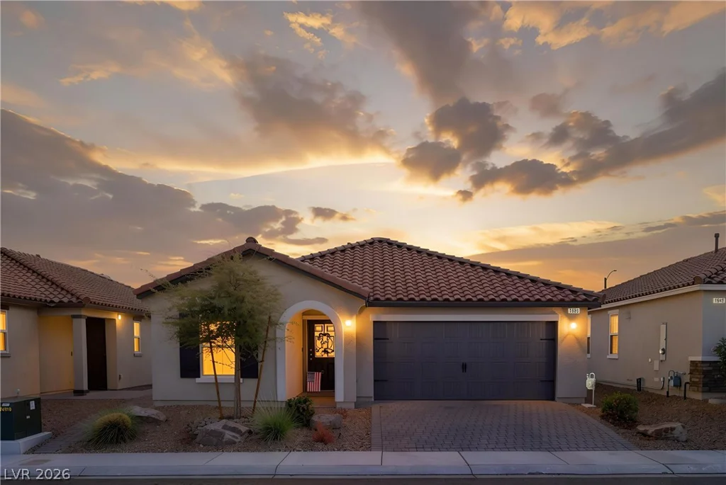 1639 Deep Valley, North Las Vegas, NV 89084