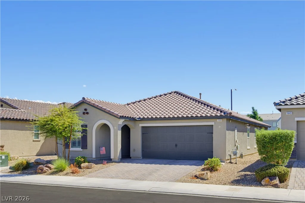 1639 Deep Valley, North Las Vegas, NV 89084