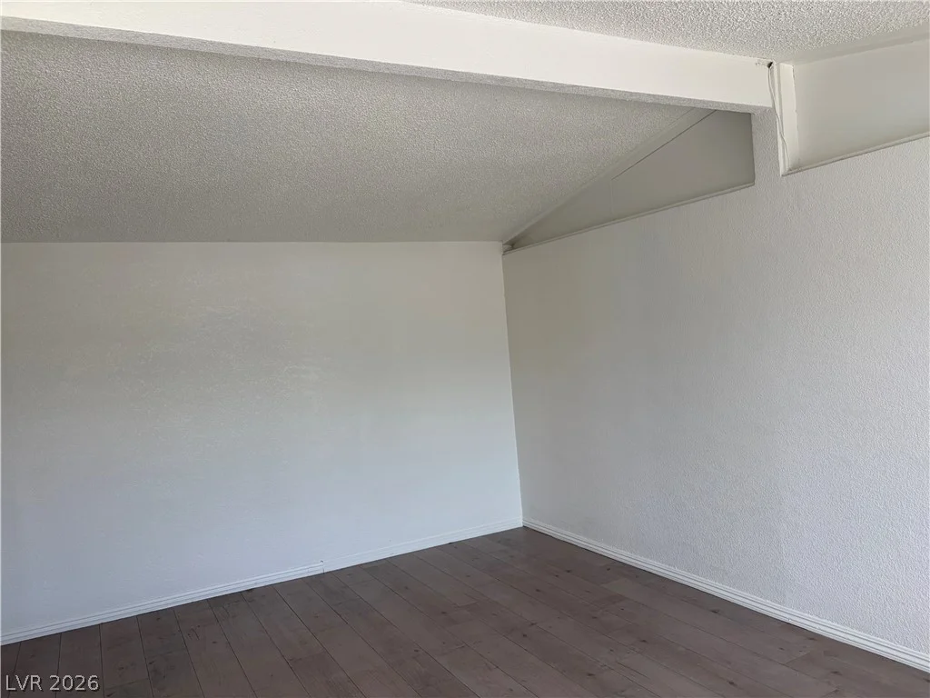 5701 Evergreen, Las Vegas, NV 89107