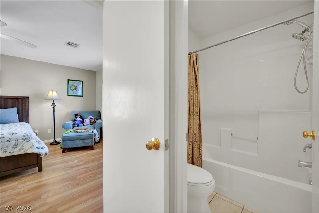 2676 Pine Run, Las Vegas, NV 89135