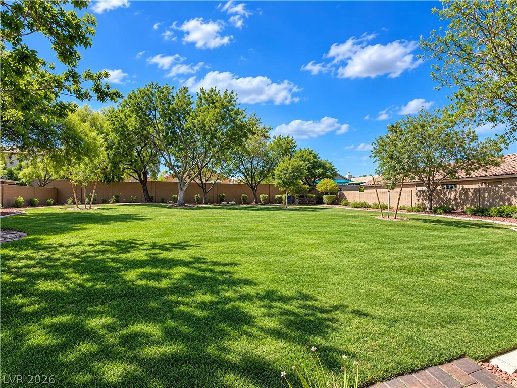 2676 Pine Run, Las Vegas, NV 89135