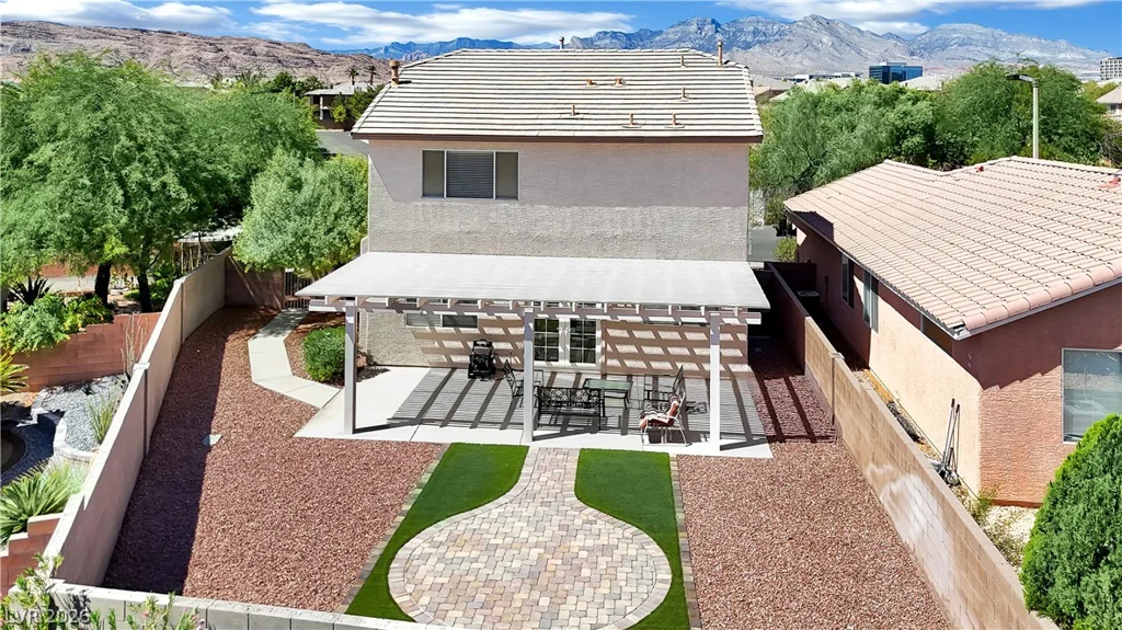 2676 Pine Run, Las Vegas, NV 89135