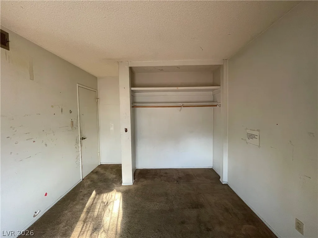 5632 Latigo, Las Vegas, NV 89119