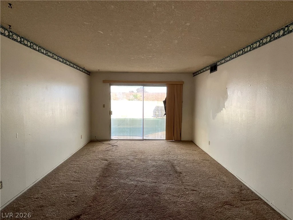 5632 Latigo, Las Vegas, NV 89119